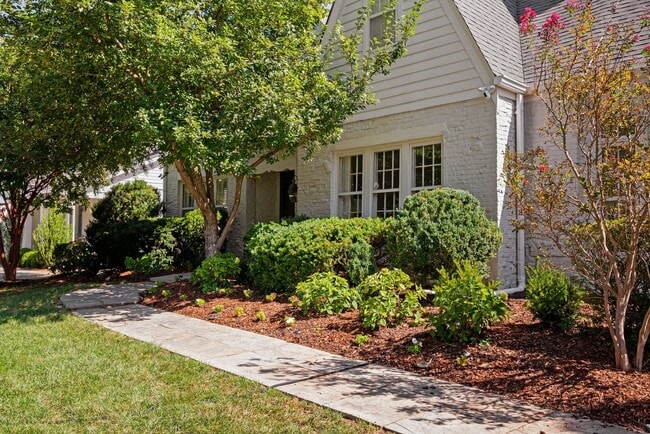 Photo - Luxury unfurnished 4BR/4.5BA Tudor in Belle Meade Links.