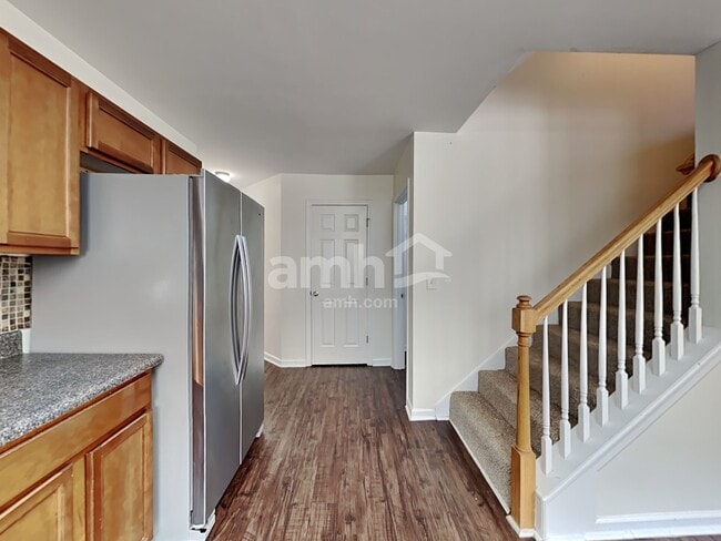 Photo - 3805 Hawk Tail Drive