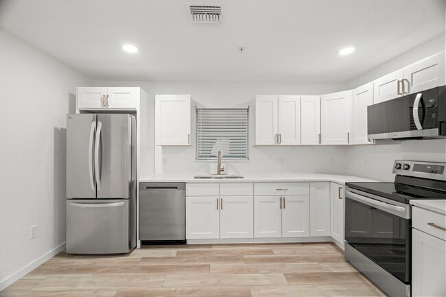 3103 16th St N Unit 3105