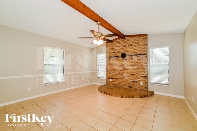 Photo - 1257 Poinsettia Dr