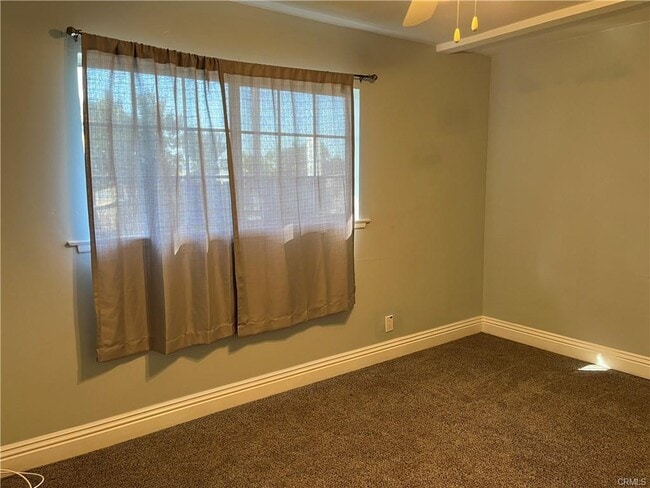 Photo - 800 N Tropicana Way