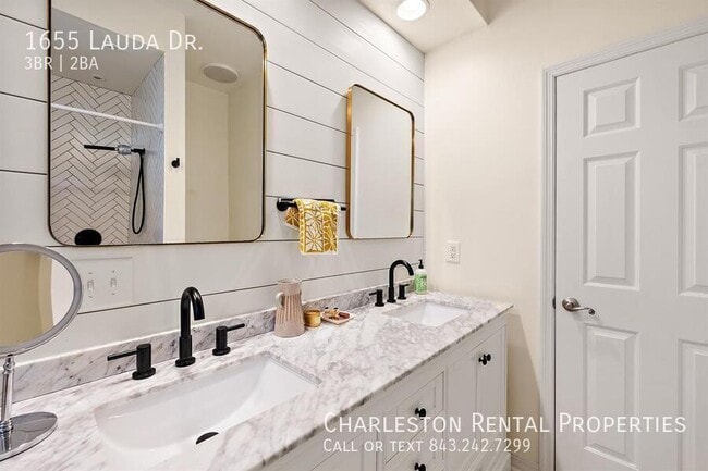 Photo - 1655 Lauda Dr