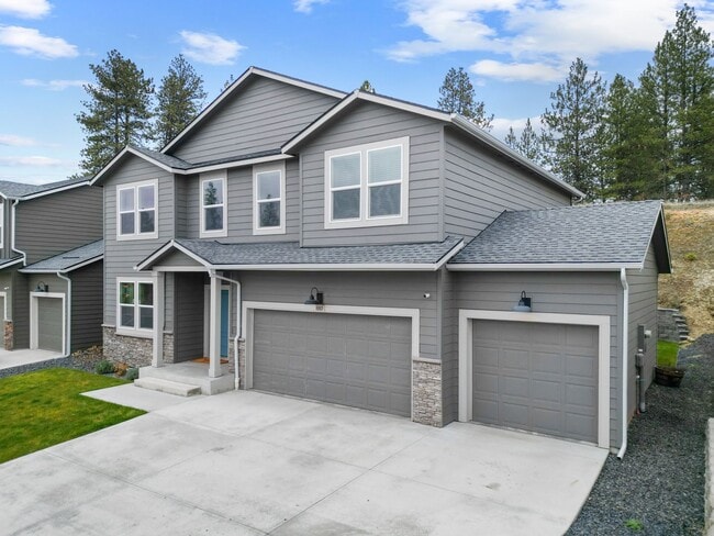 Photo - 2022 Built Charming 4-Bedroom Retreat with Scenic Views just 15 minutes west from downtown Spokane