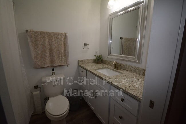 Photo - 5510 Avon Rd