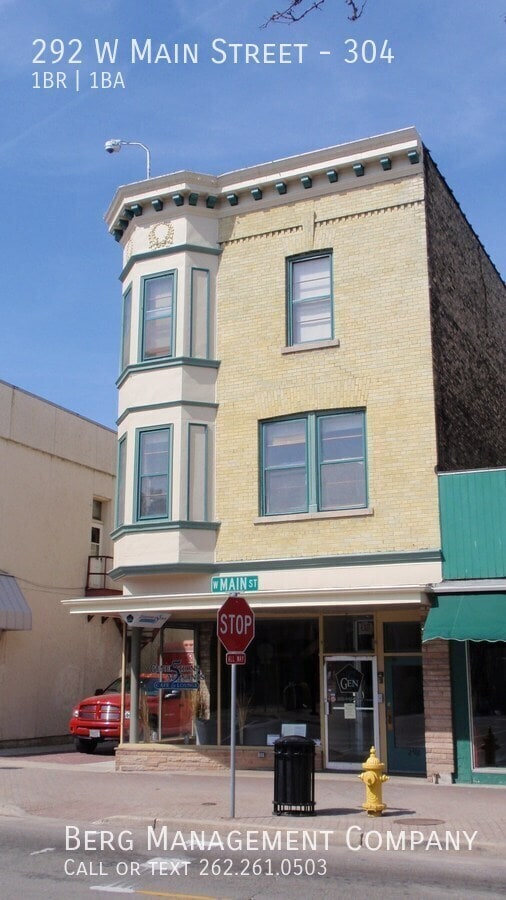 Building Photo - 292 W Main St Unit 304