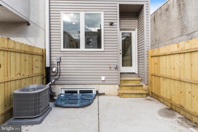 Photo - 2622 Manton St Unidad 1