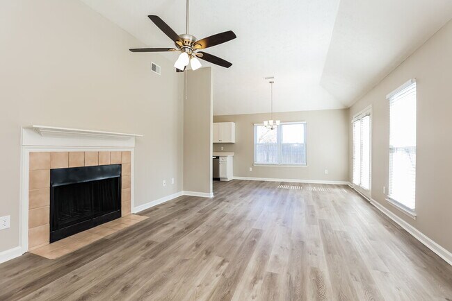 Photo - 2730 Riverbend Dr