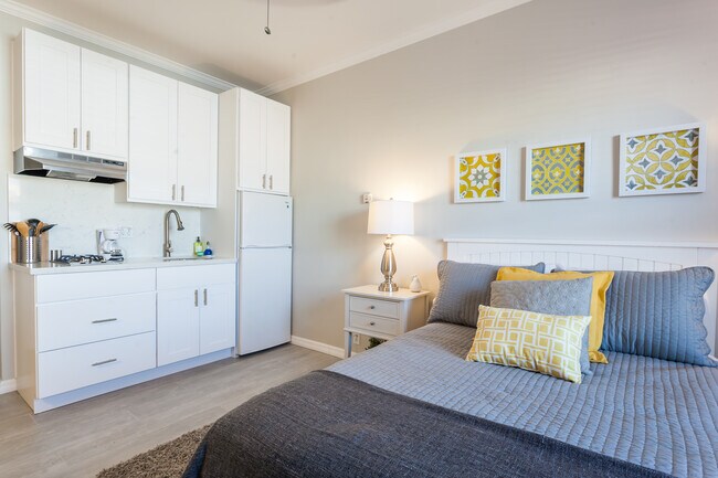 Photo - 5014 Melrose Ave Unit #317