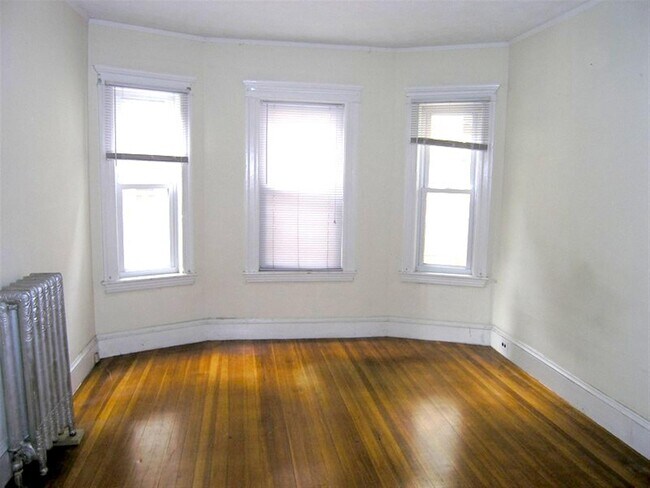 Photo - 183 College Ave Unit 1