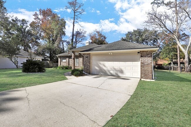 Photo - Great 4 bedroom/ 2 bathroom home in Eagle Harbor