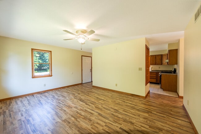 214 Green Ave