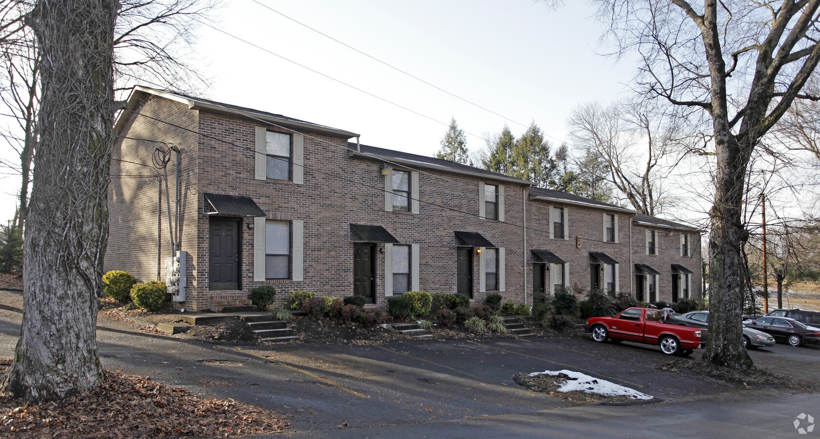 Hillwood Villas - Hillwood Villas Apartments