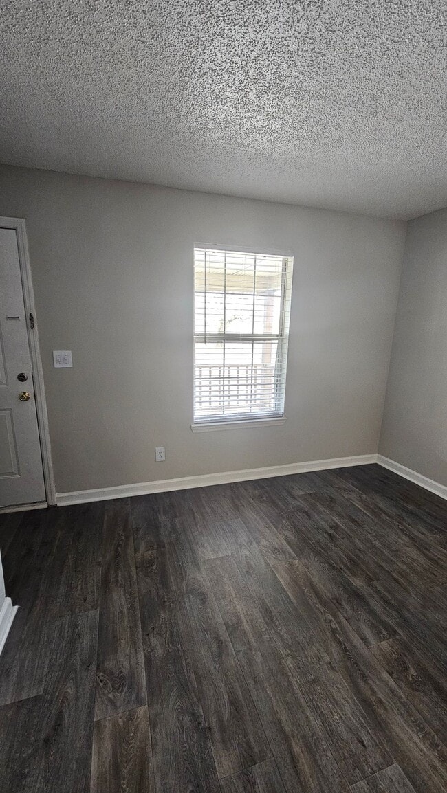 Photo - Calvary Park Apartments