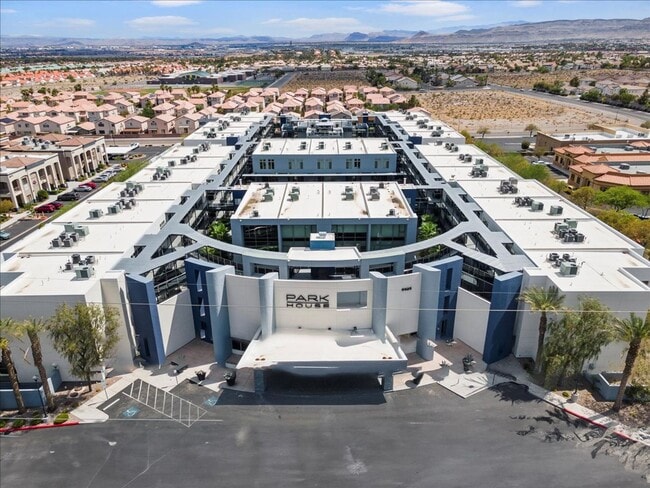 Building Photo - Stunning Modern 2 Bedroom, 2 Bathroom Home! Unit 120