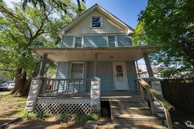 Building Photo - 3643 W 39th St Rental