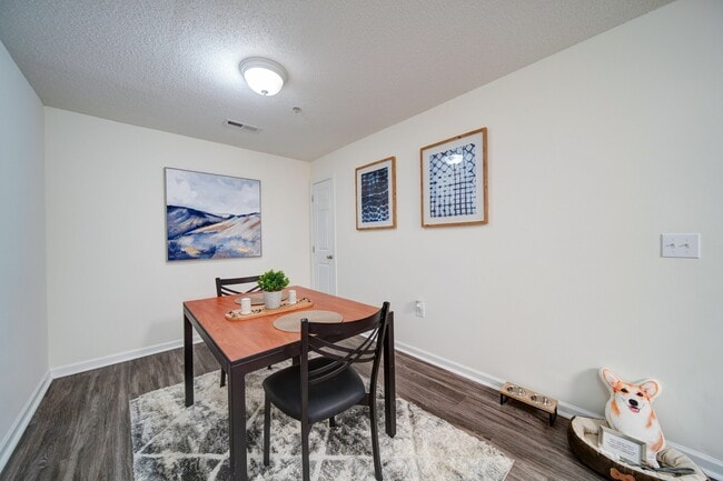Dining Room - Everson