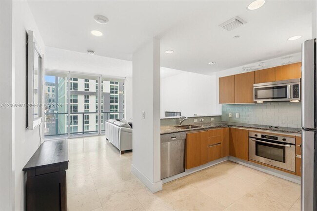 Photo - 1050 Brickell Ave Unidad 2112