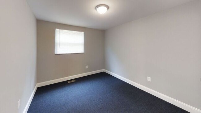 Photo - 3 Bedrooms 2.5 Bathrooms in Reisterstown