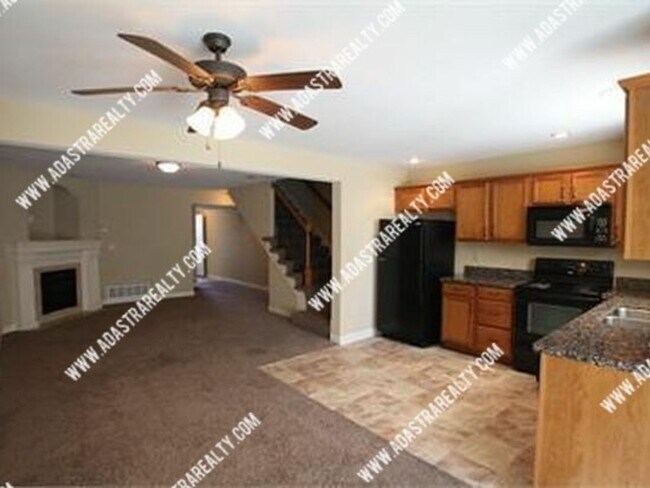 Photo - Beautiful Platte City Townhome-Available in APRIL!!