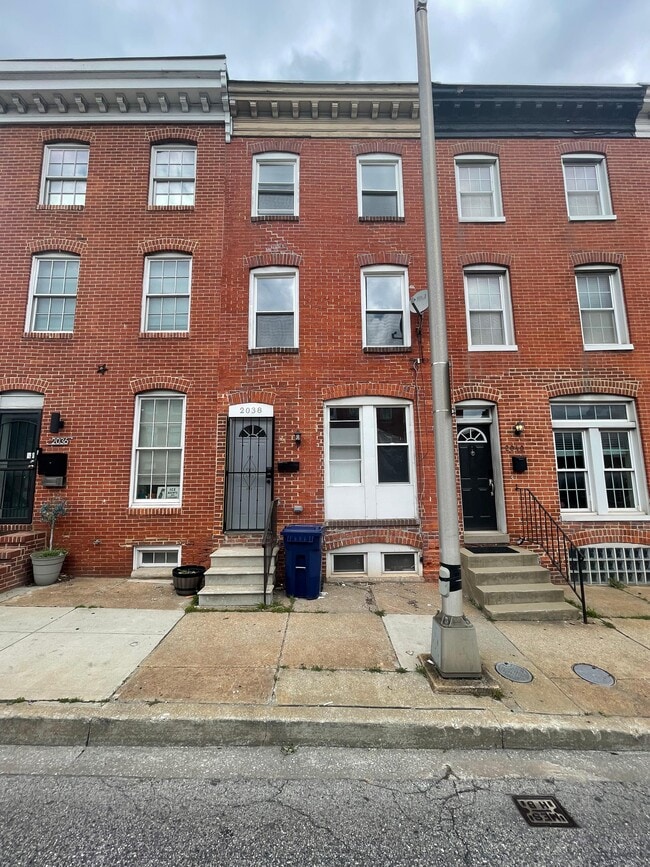 Building Photo - 2038 Orleans St