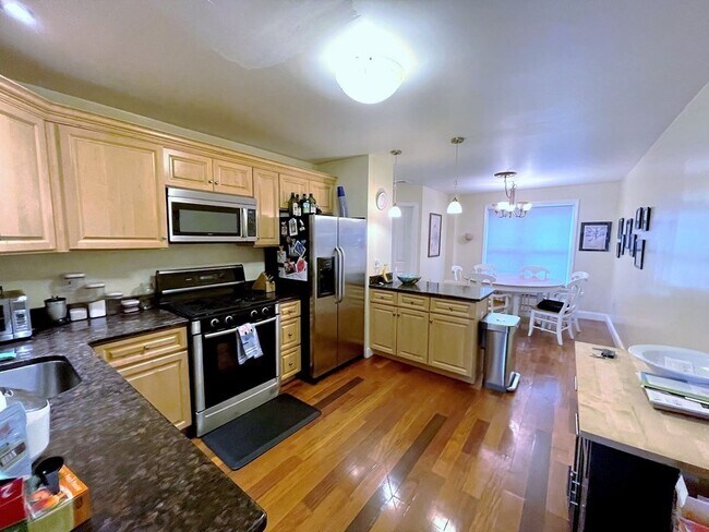 Photo - 232 Prospect St Unit 3