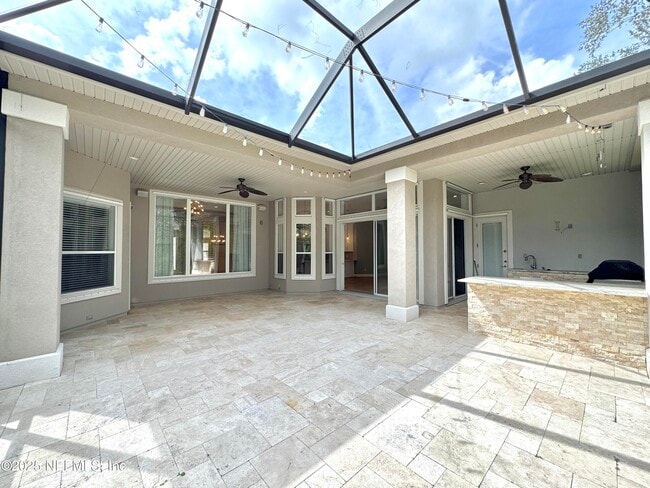 Photo - 642 Port Charlotte Dr