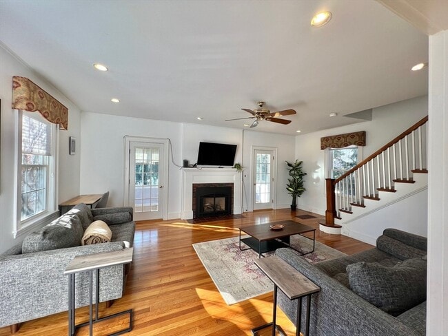 Photo - 54 Simonds Rd