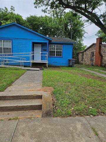 Photo - 2642 Anderson St