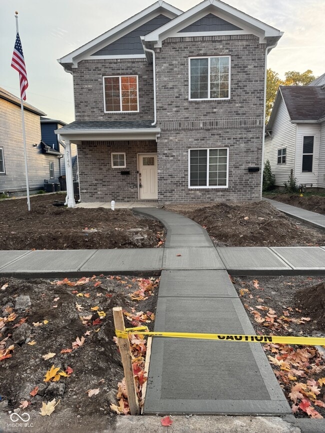 Building Photo - 2145 Columbia Ave