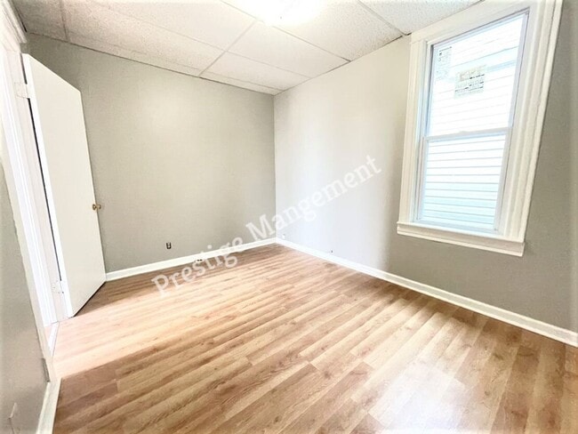 Photo - Large Renovated 3 bed 2 bath Home