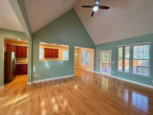 Photo - 53 Helen Holcombe Way