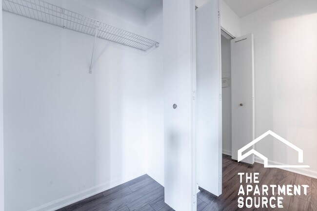 Photo - 925 W Carmen Ave Unidad 3E