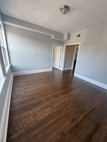 2617 W Lawrence Ave Unit 2