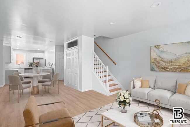 Building Photo - 3 bedroom in Brooklyn NY 11205