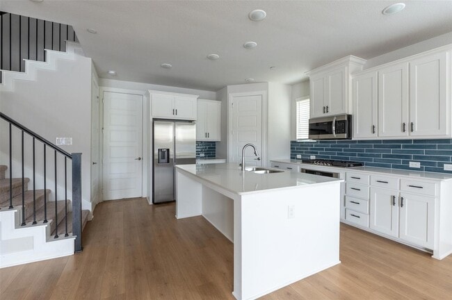 Photo - 1960 Sweetwater Ln Townhome