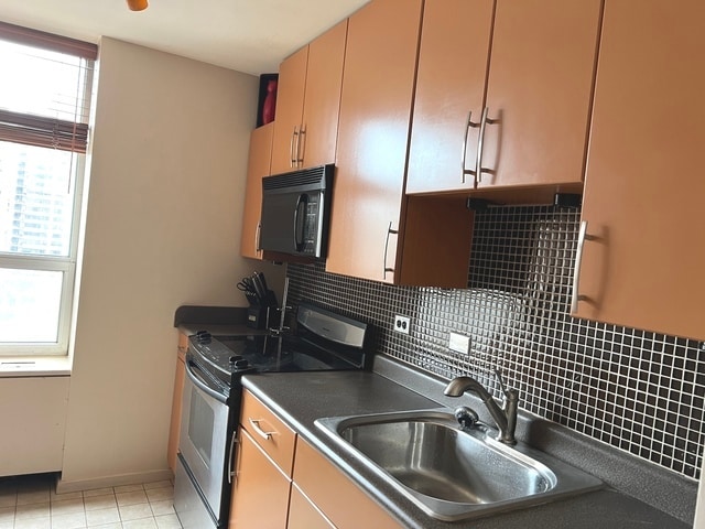 Photo - 70 W Burton Pl Unit 1203