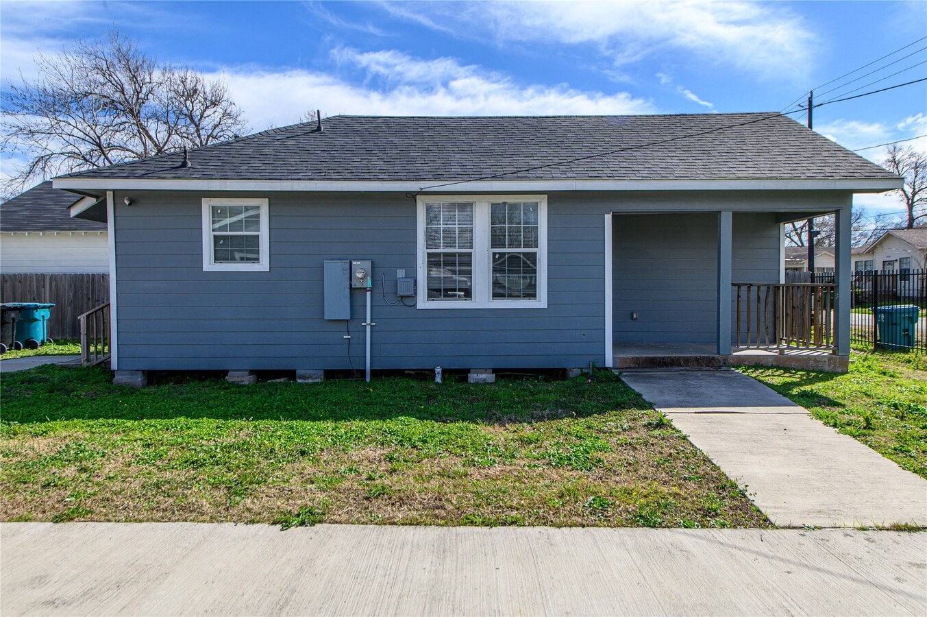 Photo - 3409 Simmons St