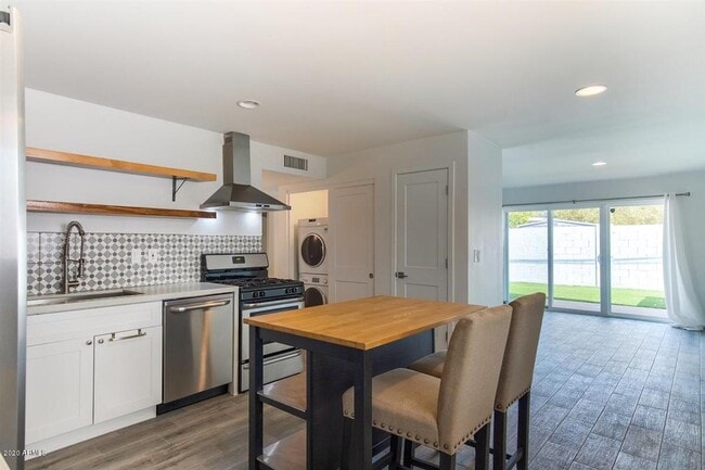 Photo - 3140 E Glenrosa Ave Unidad # 3