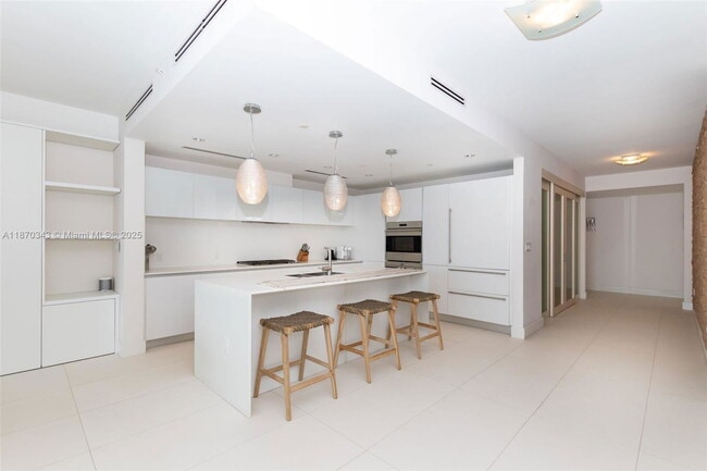 Building Photo - 2101 S Surf Rd Unit 4F