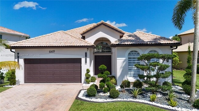 Photo - 649 SW 168th Way House
