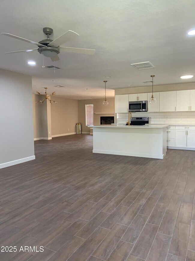 Photo - 6943 E Loma Land Dr