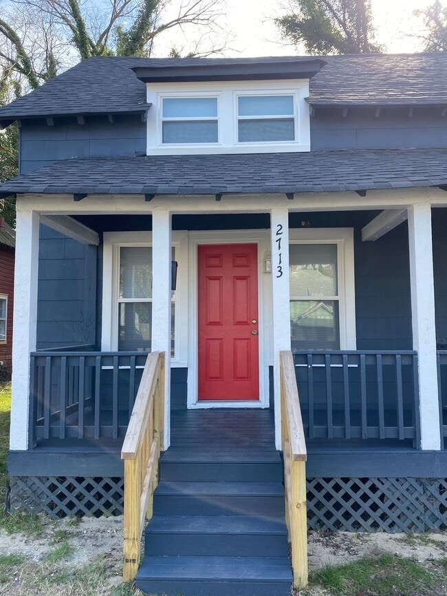 Building Photo - 2 bedroom/1 bath Duplex "ASK ABOUT OUR ZER... Rental
