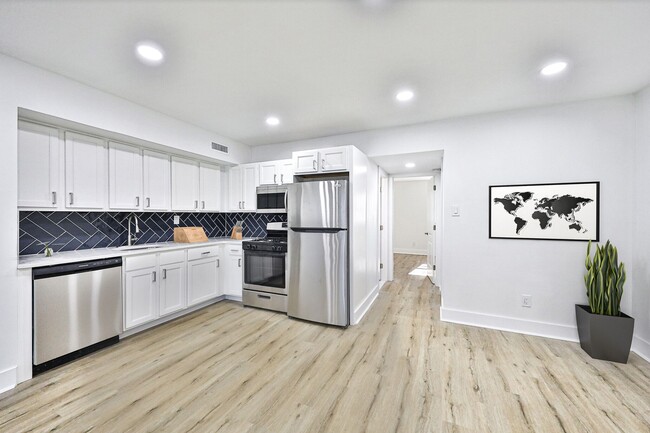 Kitchen-Renovated (1BD) - Stone Hill Apartments