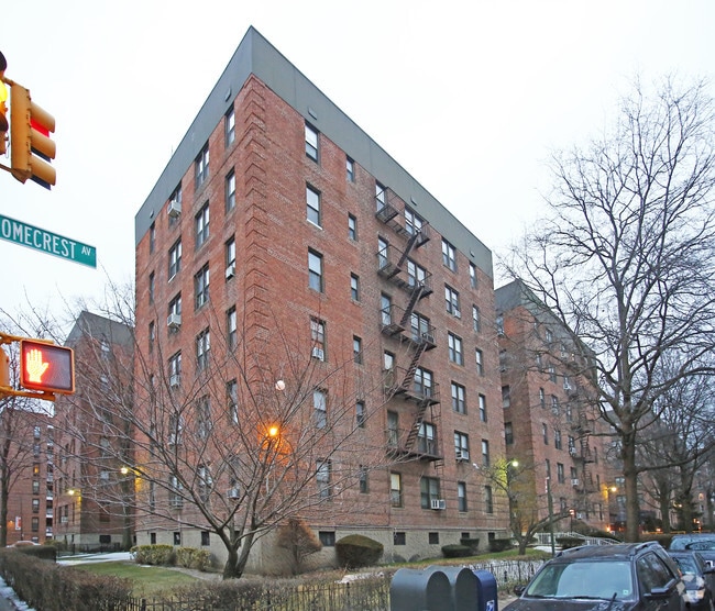 Photo - 2620 E 13th St