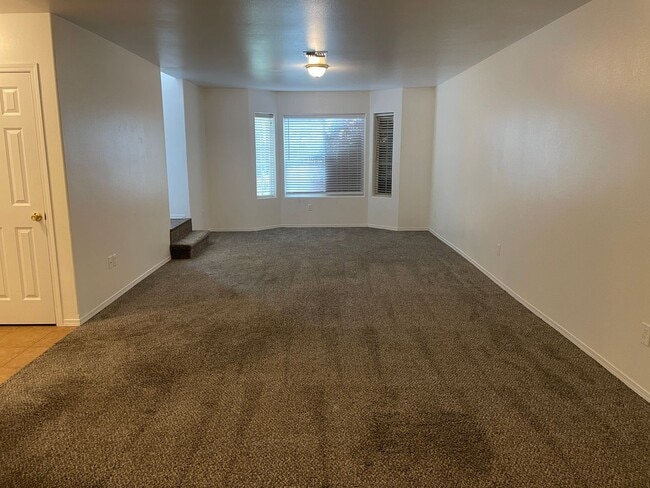 Photo - Large 4 Bedroom Home