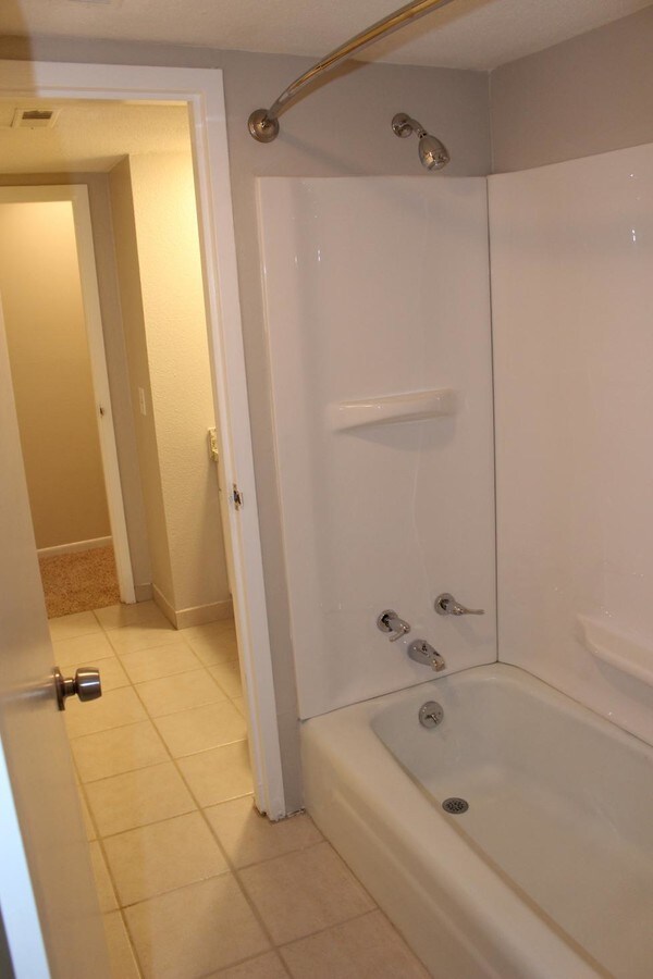 Bathroom - River's Landing