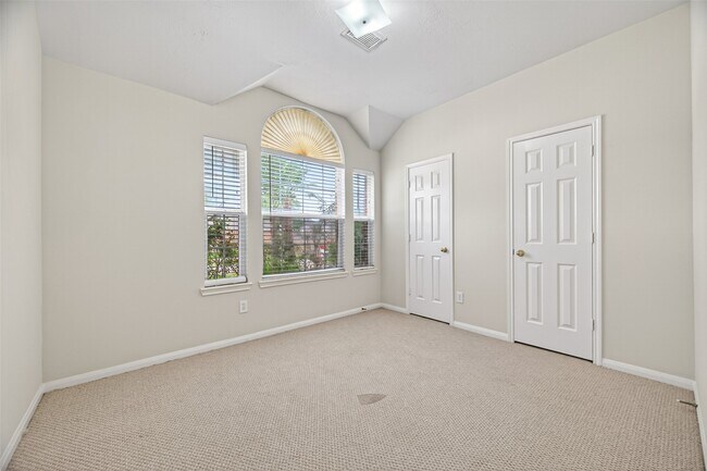 Photo - 6506 Signal Point Ln
