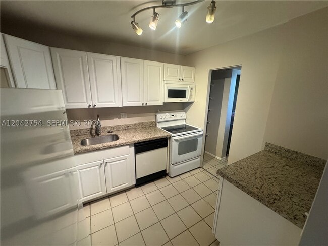 Photo - 7910 S Colony Cir Unit 304