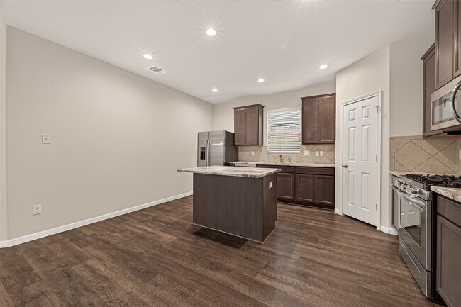 Photo - 13129 Leisure Cove Dr