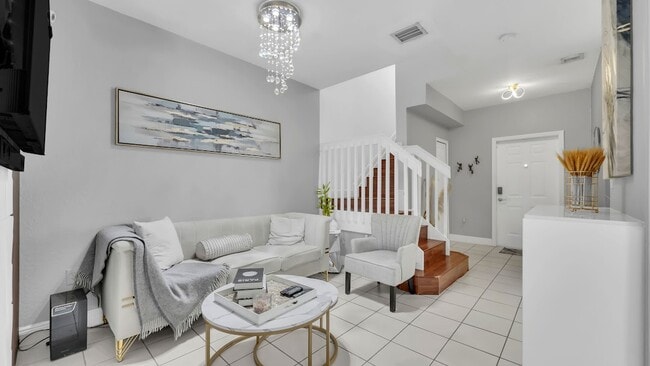 Photo - 2342 SE 10th St